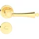 OLIVIA R ajtókilincs klasszikus rozettás fényes sárgaréz színű WC