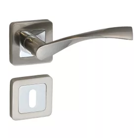 Greta Rozetă pătrată Suprafață crom satinat BB