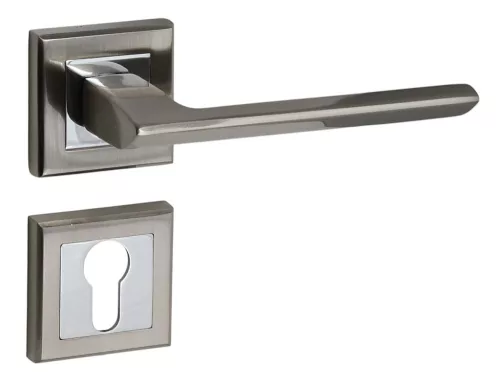 Kvantum Rozetă pătrată Suprafață crom satinat PZ