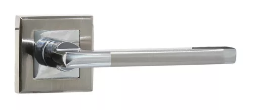 Daniela Rozetă pătrată Suprafață din crom satinat Doar mâner pe rozeta de sus