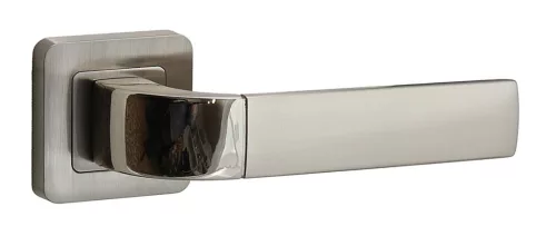 Tosca Rozetă pătrată Suprafață din crom satinat Numai mâner pe rozeta de sus