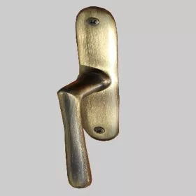   Stefania s lisovaným štítom Starožitný Srubbed povrch "L" Tvarované