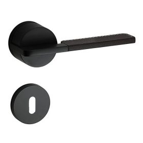   G02 Körrozettás Exkluzív Barna bőrbetétes kilincsgarnitúra fekete Szín BB