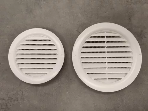 Szellőzőrács szúnyoghálós fehér 100mm