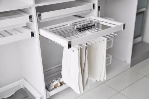 Kihúzható nadrágtartó és tároló oldalra szerelhető Tandem R fehér 600mm