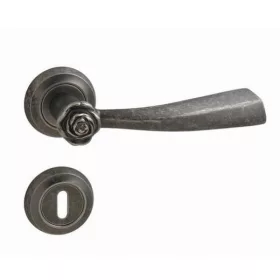   Linea Cali Rose Set de mânere rotunde din metal antic Rozetă 996 RB 108 FV