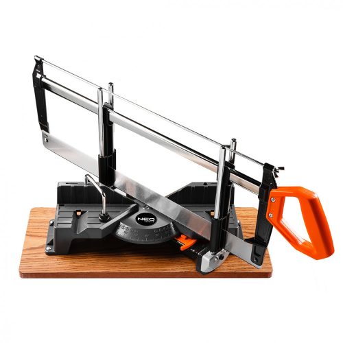 Miter Box With Saw 600Mm Neo Tools